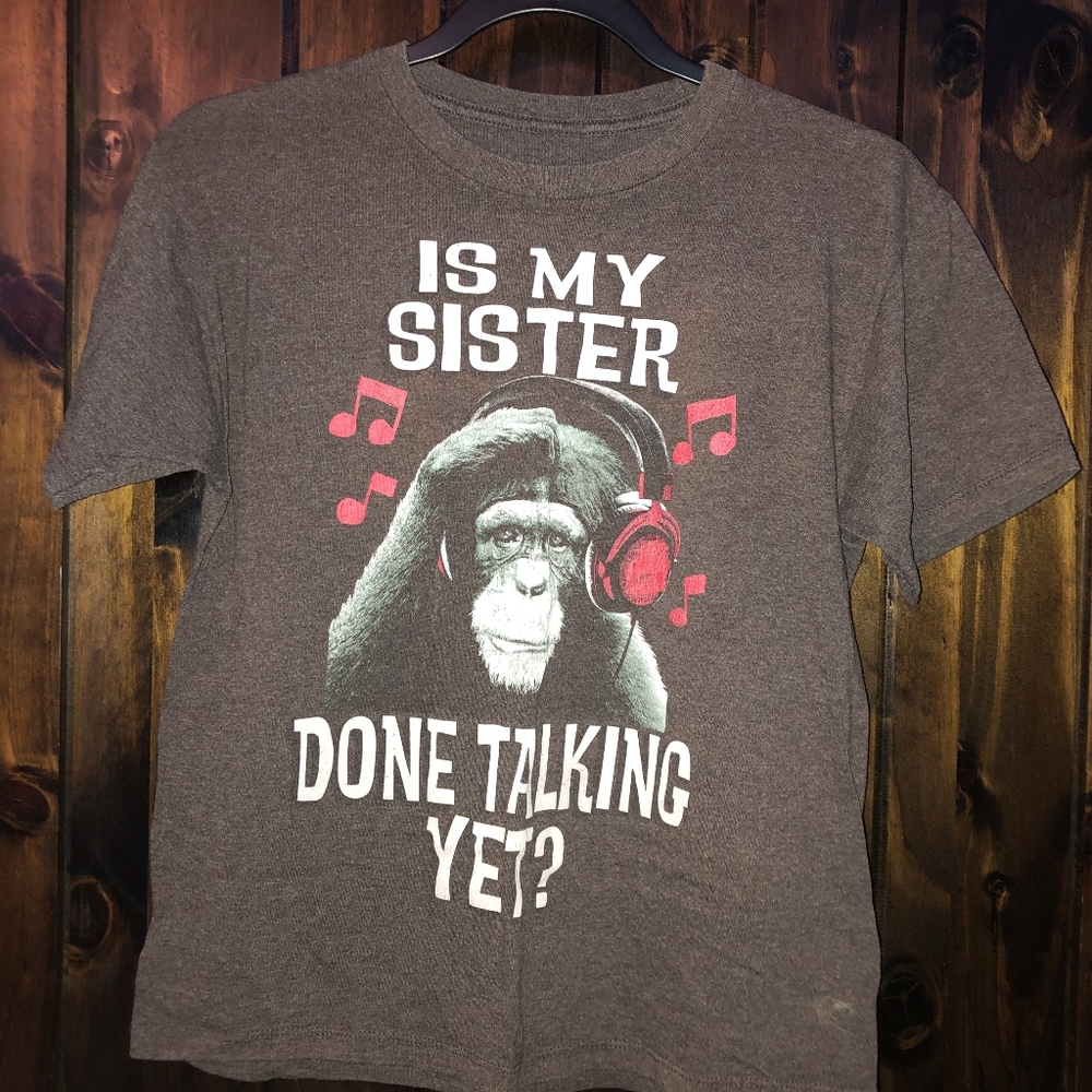 Graphic T-Shirt Kids Size Medium
